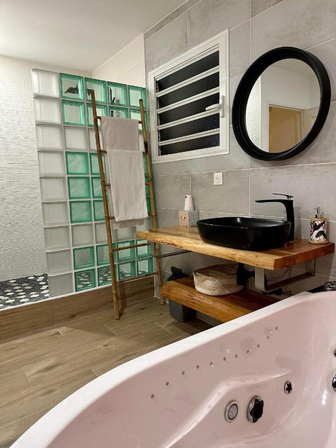 サン・ジョゼフ La Kazanou Bed & Breakfast エクステリア 写真